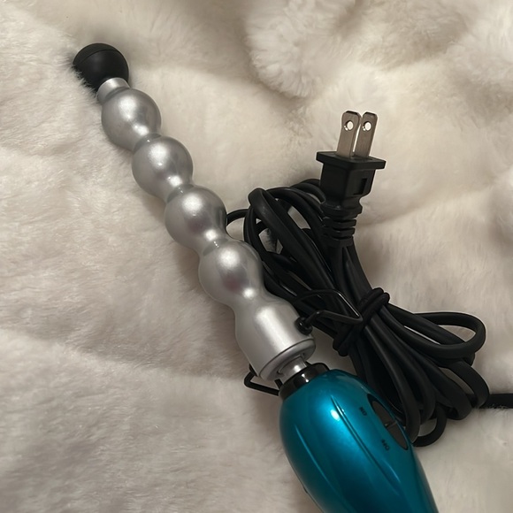 🩵🩵BED HEAD TIGI BUBBLE CURLS🩵🩵 - Picture 2 of 8